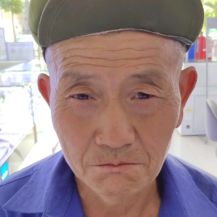 村长老头