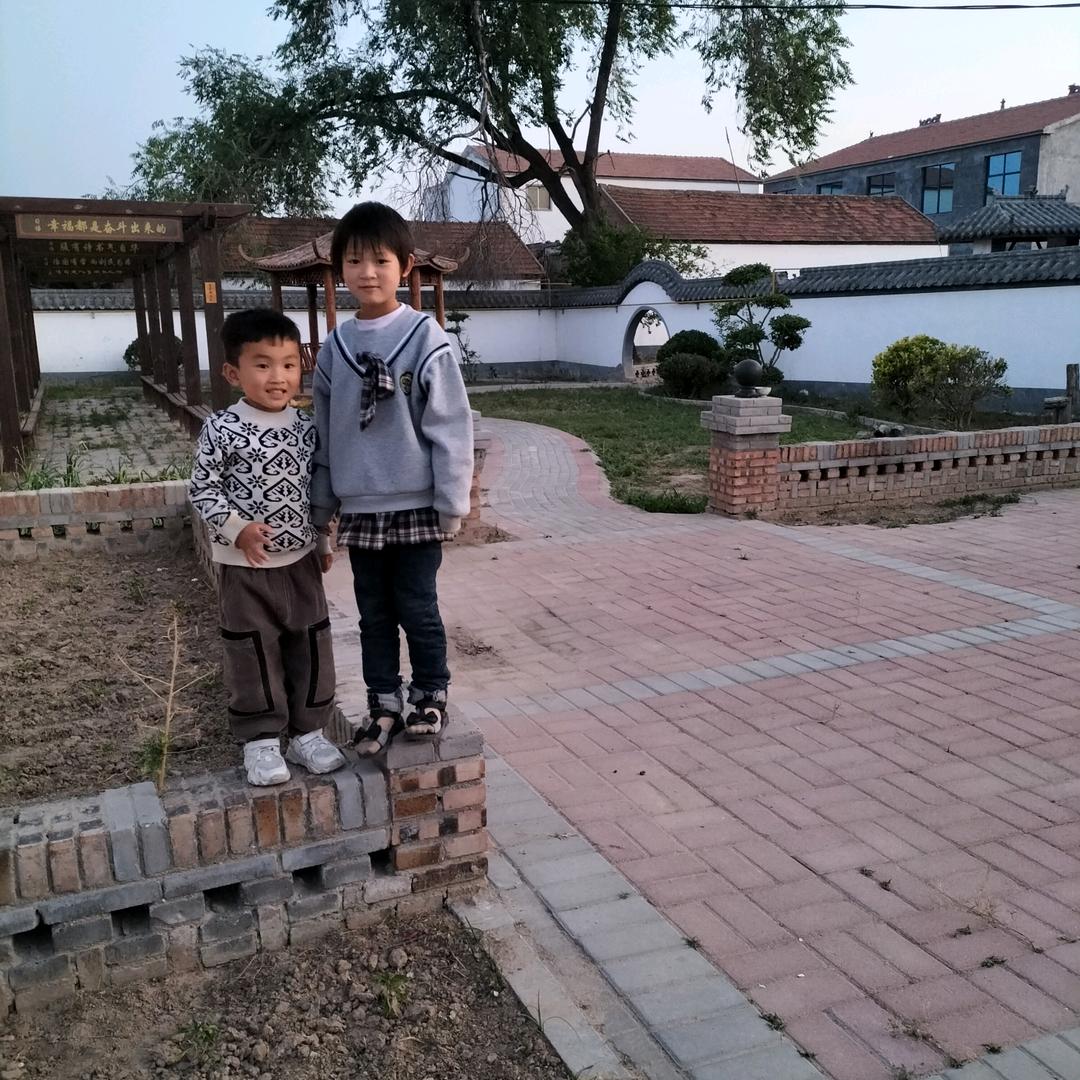 小精灵童装