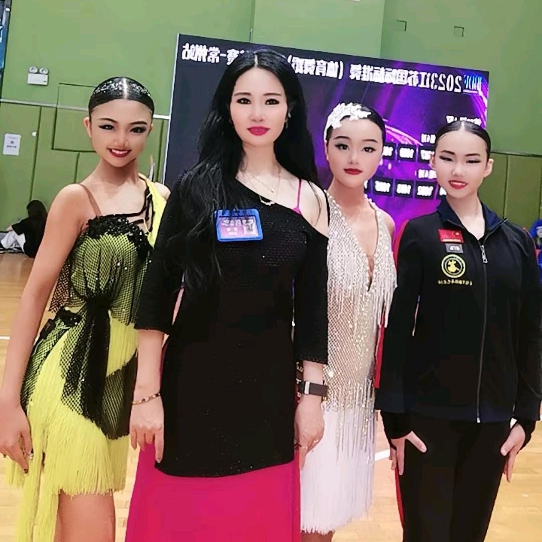 扬艺艺术官方号