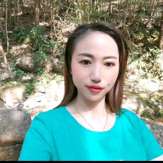 刘刘山歌《晚上八点半开播》