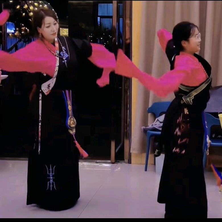 藏地锅庄💃