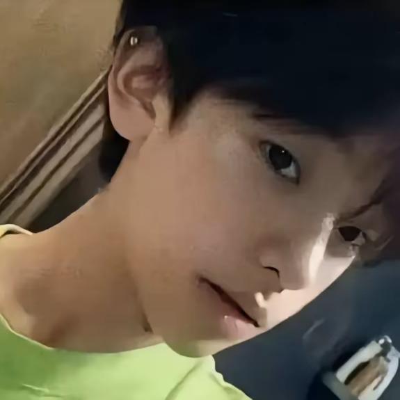 忧郁小可乐.轩⚜️