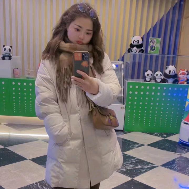 （城中央电影院楼下）雅梦家纺工厂