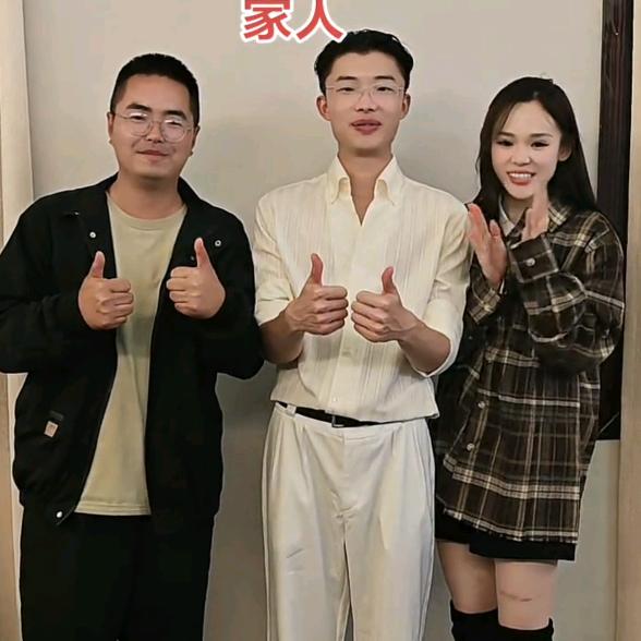 大南瓜（一五班宣传员）