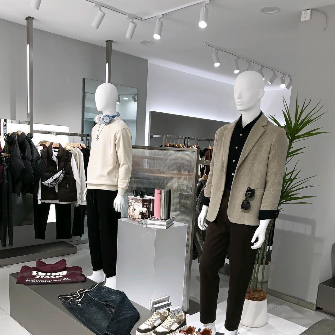 DD潮流鞋服馆(互助)