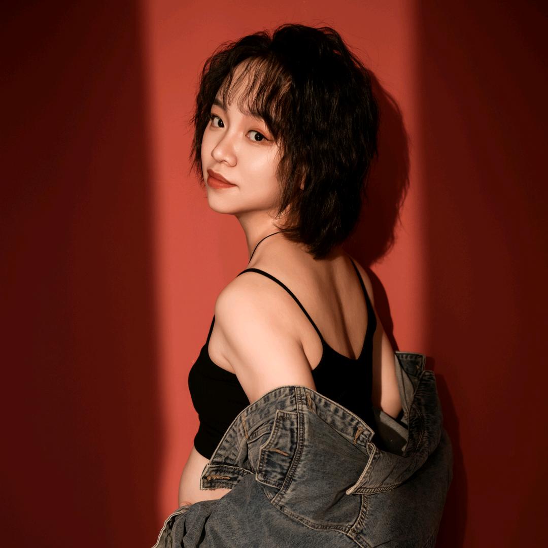 丶😎爱吃奶酪棒的小麟儿