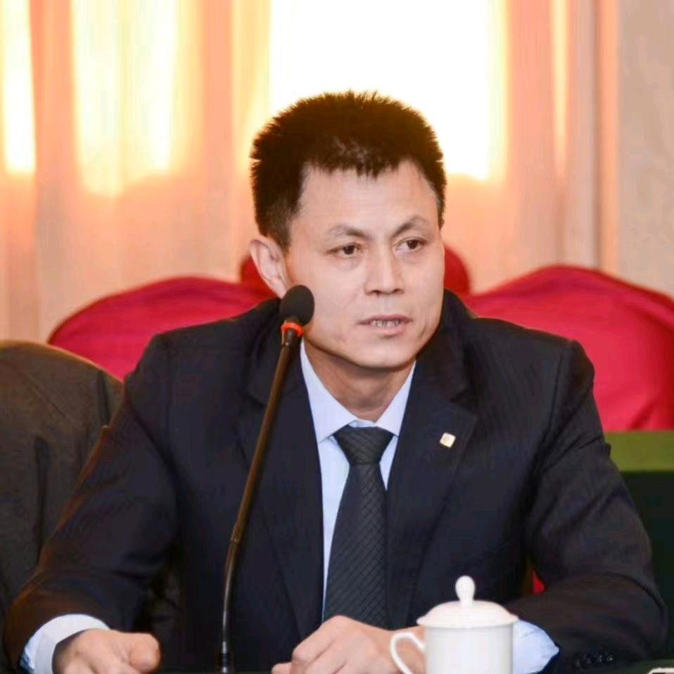读典君