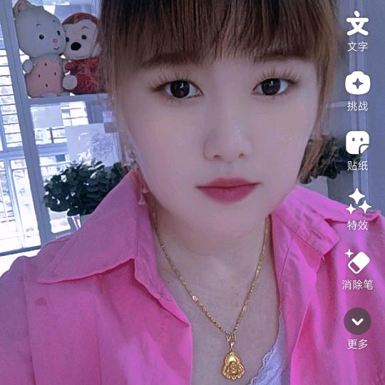 孤独的玫瑰🌹