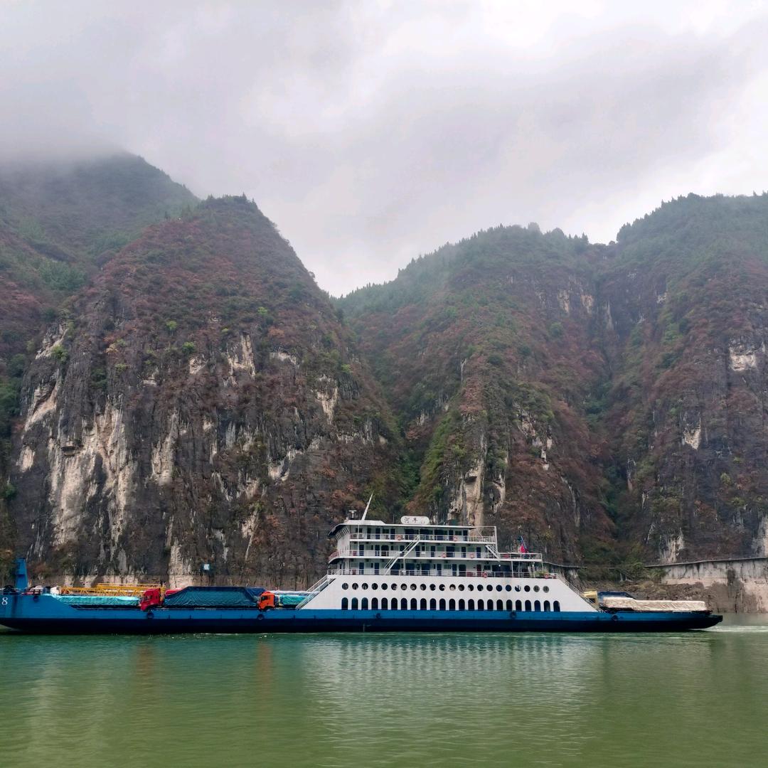 山水龙城