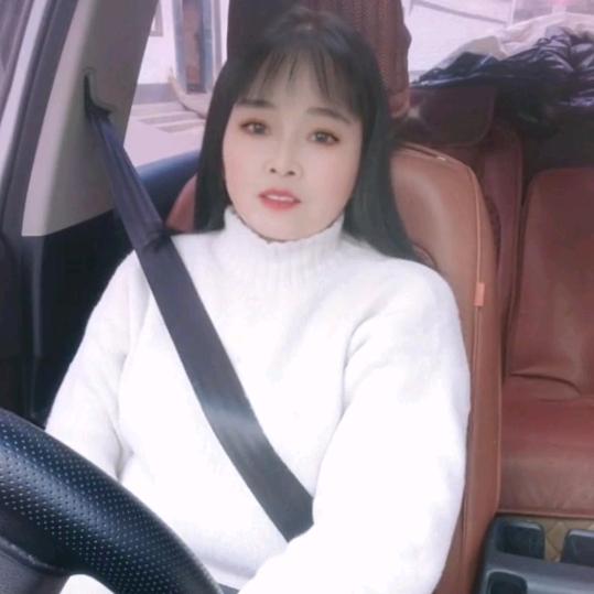 坚忍不拔的小草