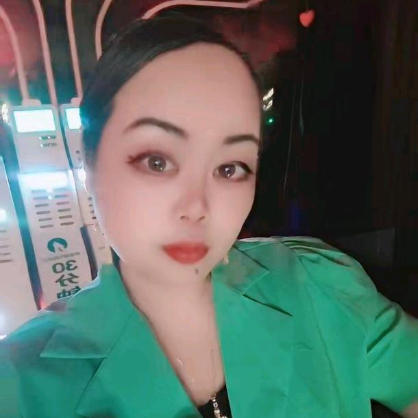 梁冰A十酒吧