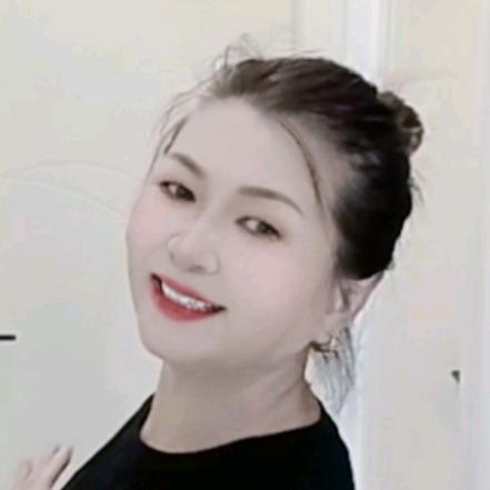 英子