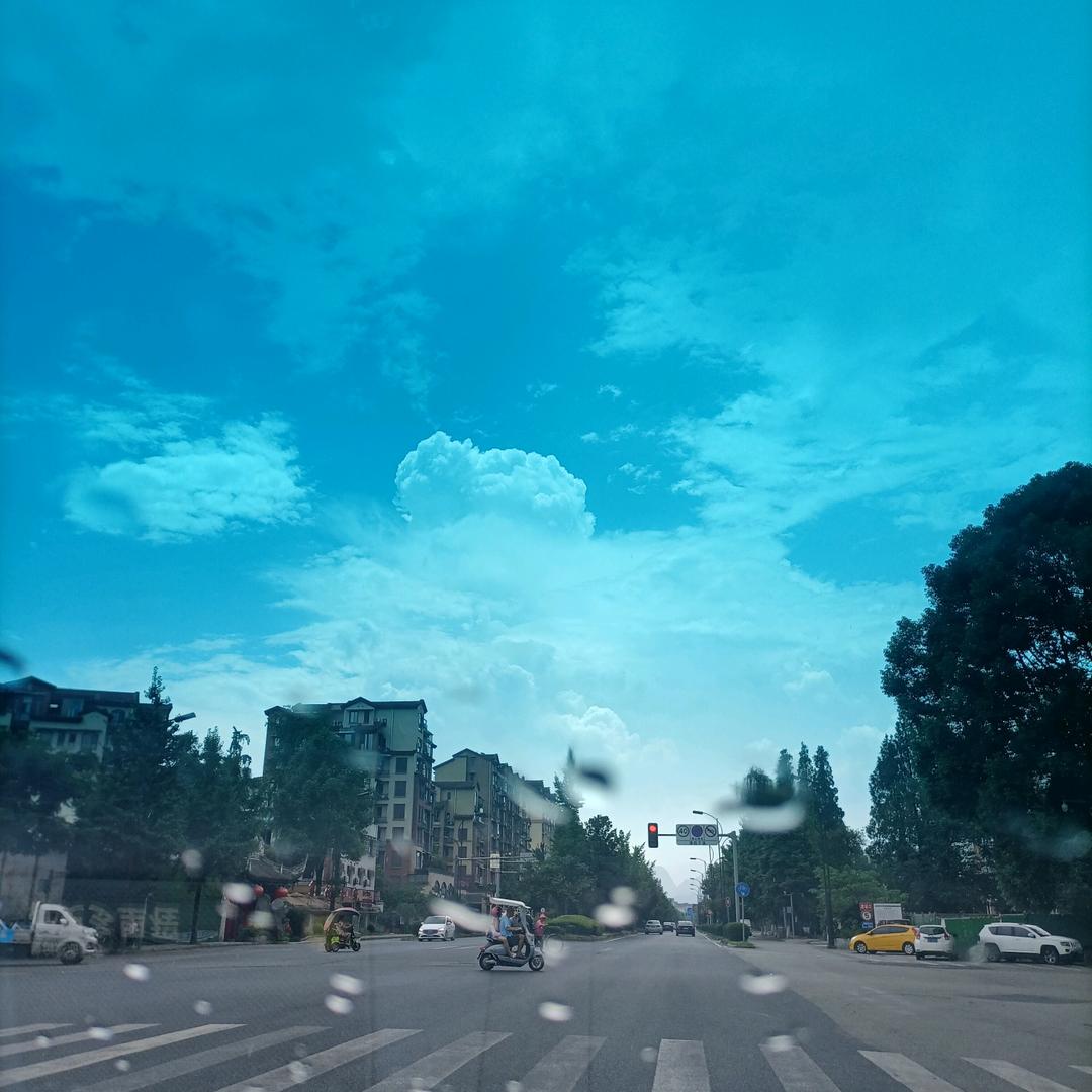 红红