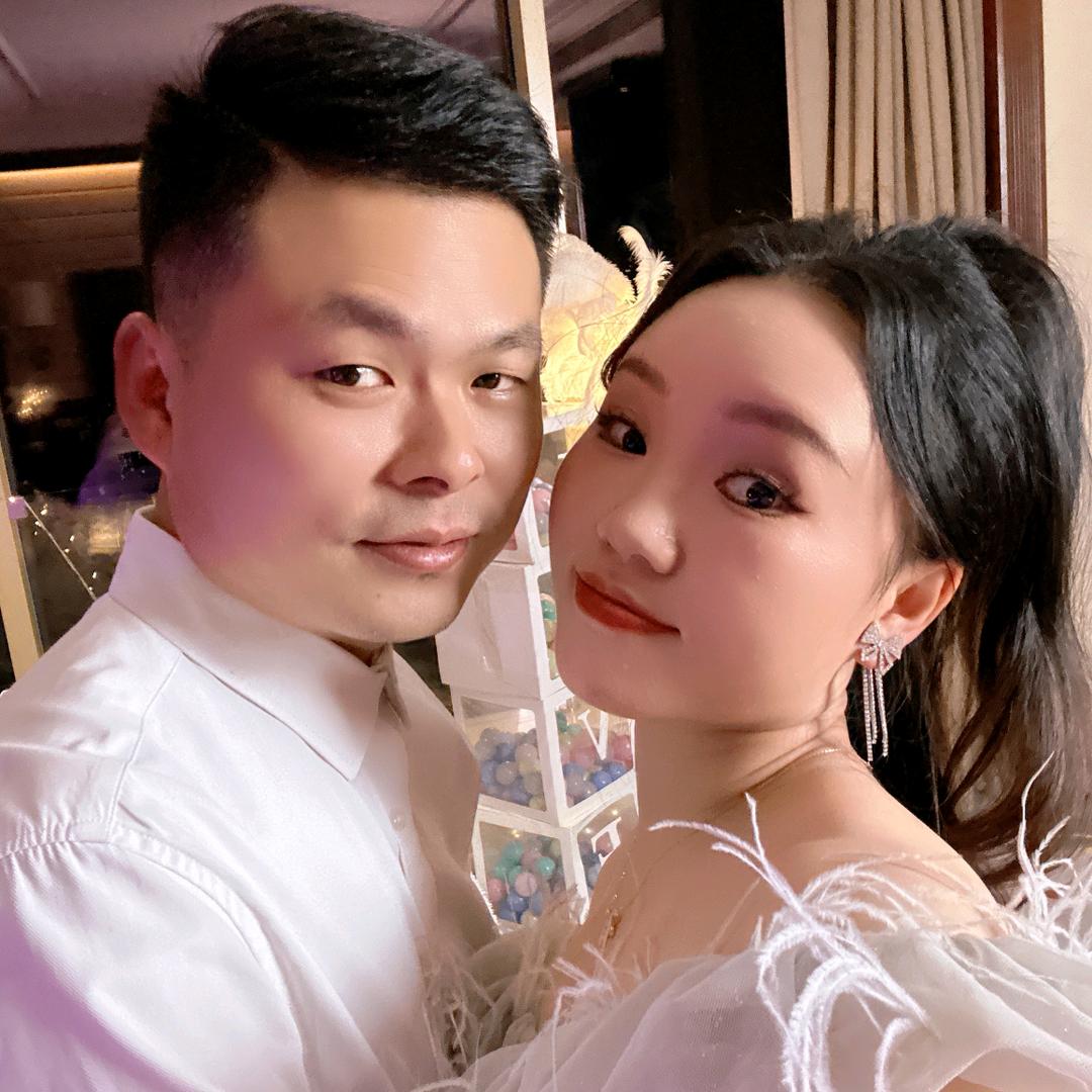 果果妈夫妇（13号昭通苹果专场）