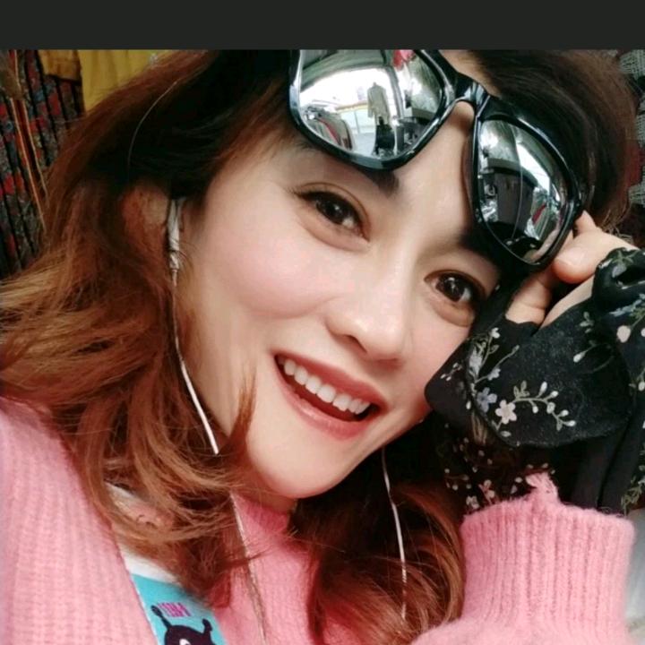 巧姸服饰