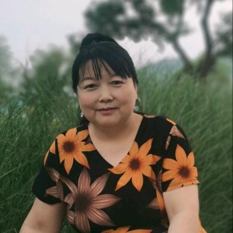 容姐姐（下午五点二十开播)