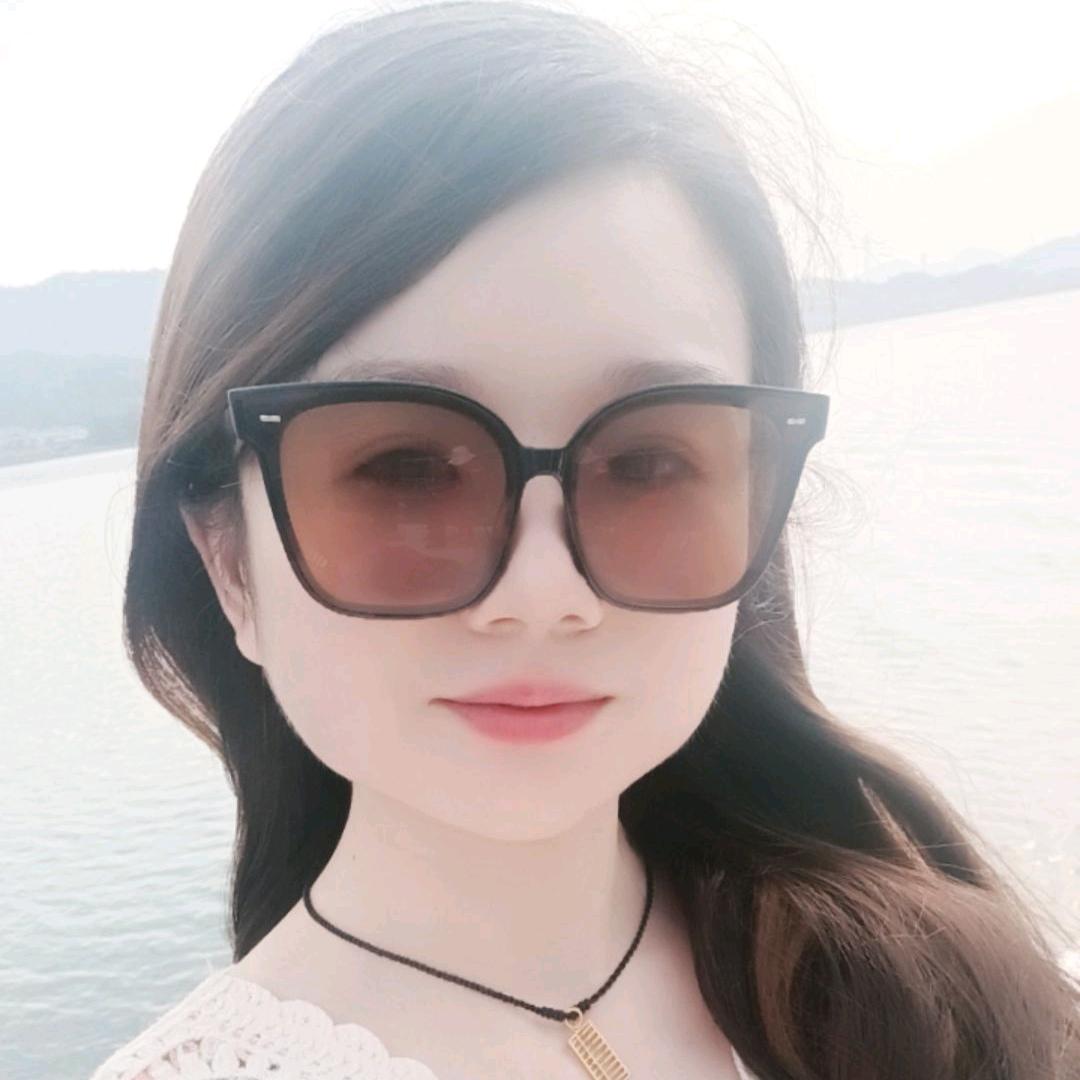 千色秀美美