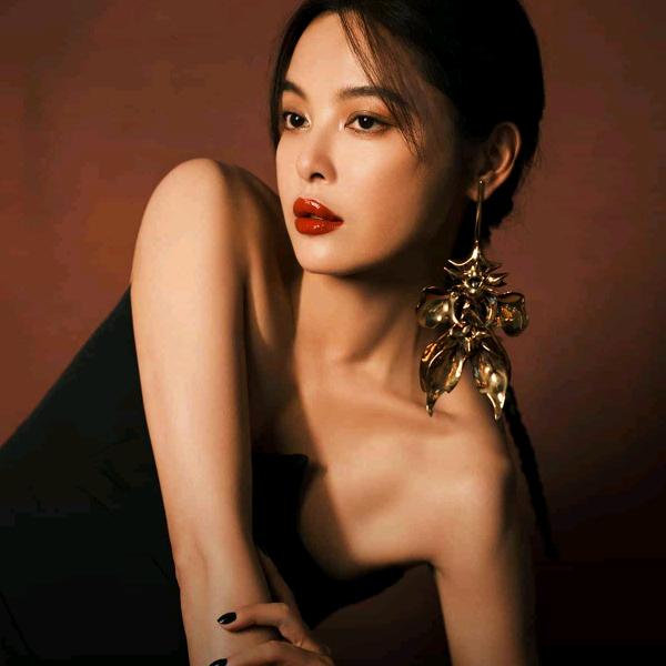 陈晶高端女装店2号小铺