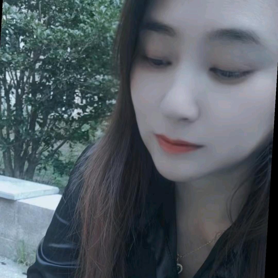 俪姝雯