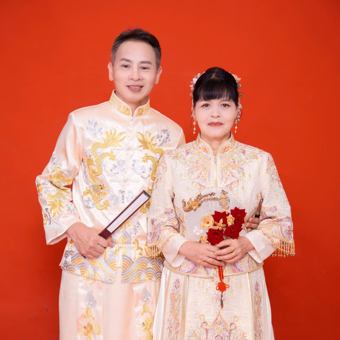 秋秋妈