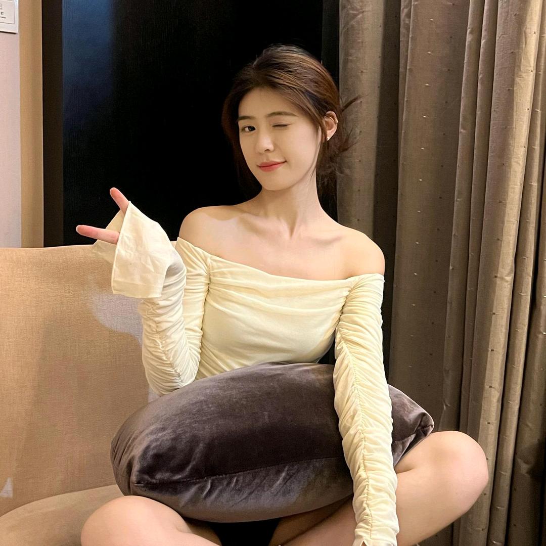 林儿破一万粉💞