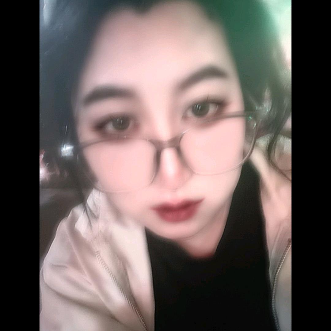 酷酷的李少