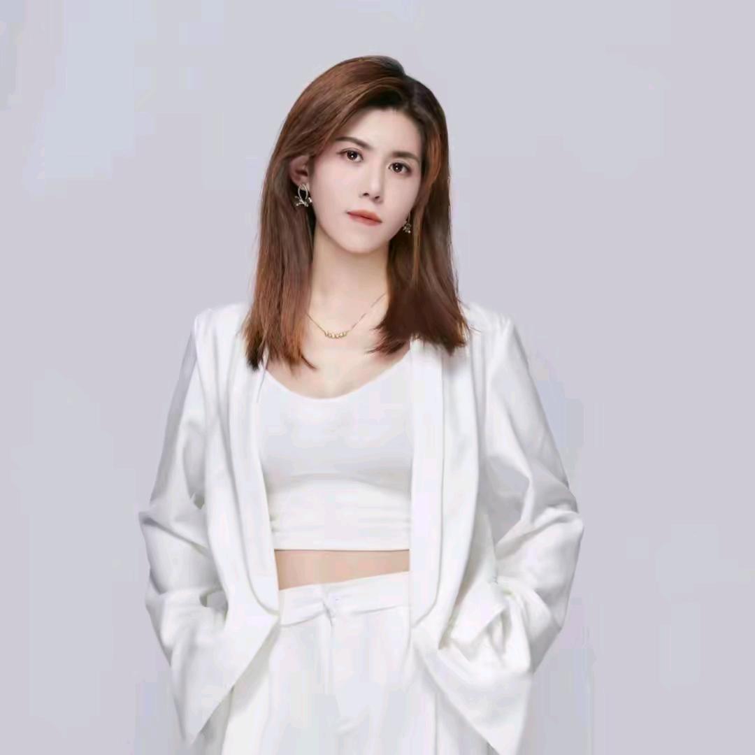 玖慕美学--阿娟老师