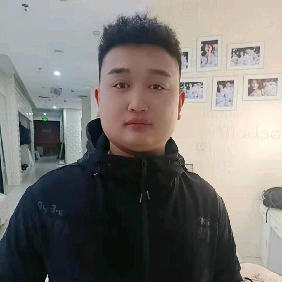 小辉😜