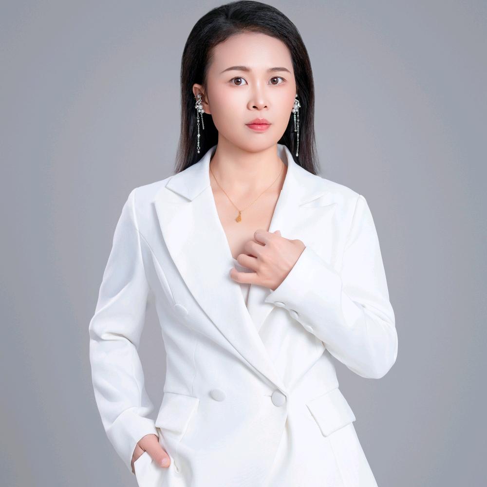 平南县帝奥斯门窗许开心