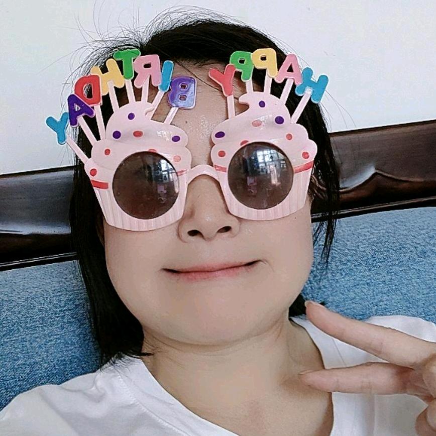 小赵嘚嗬的一天