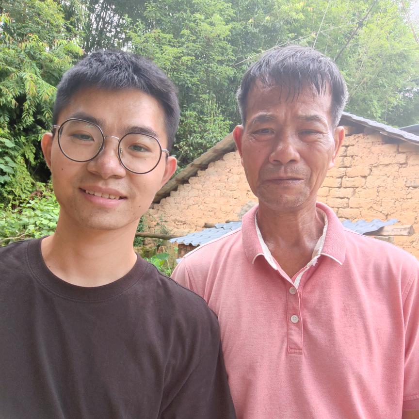 华仔爸爸