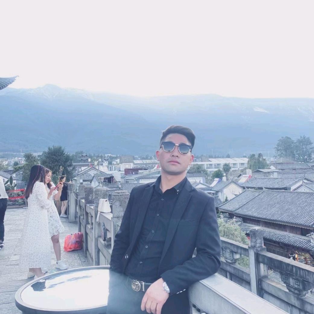 申东旭