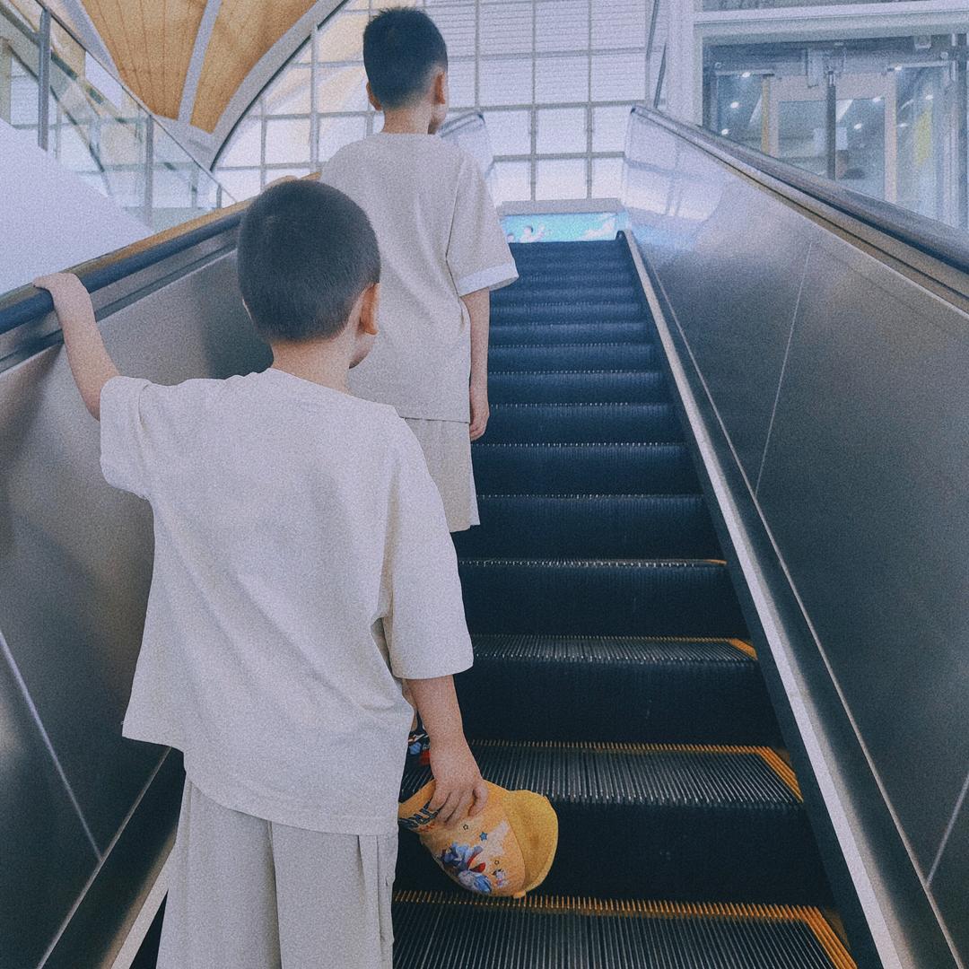 ☞阳光下的泡莫♥