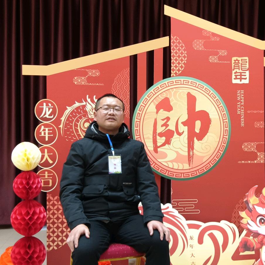 潘俊