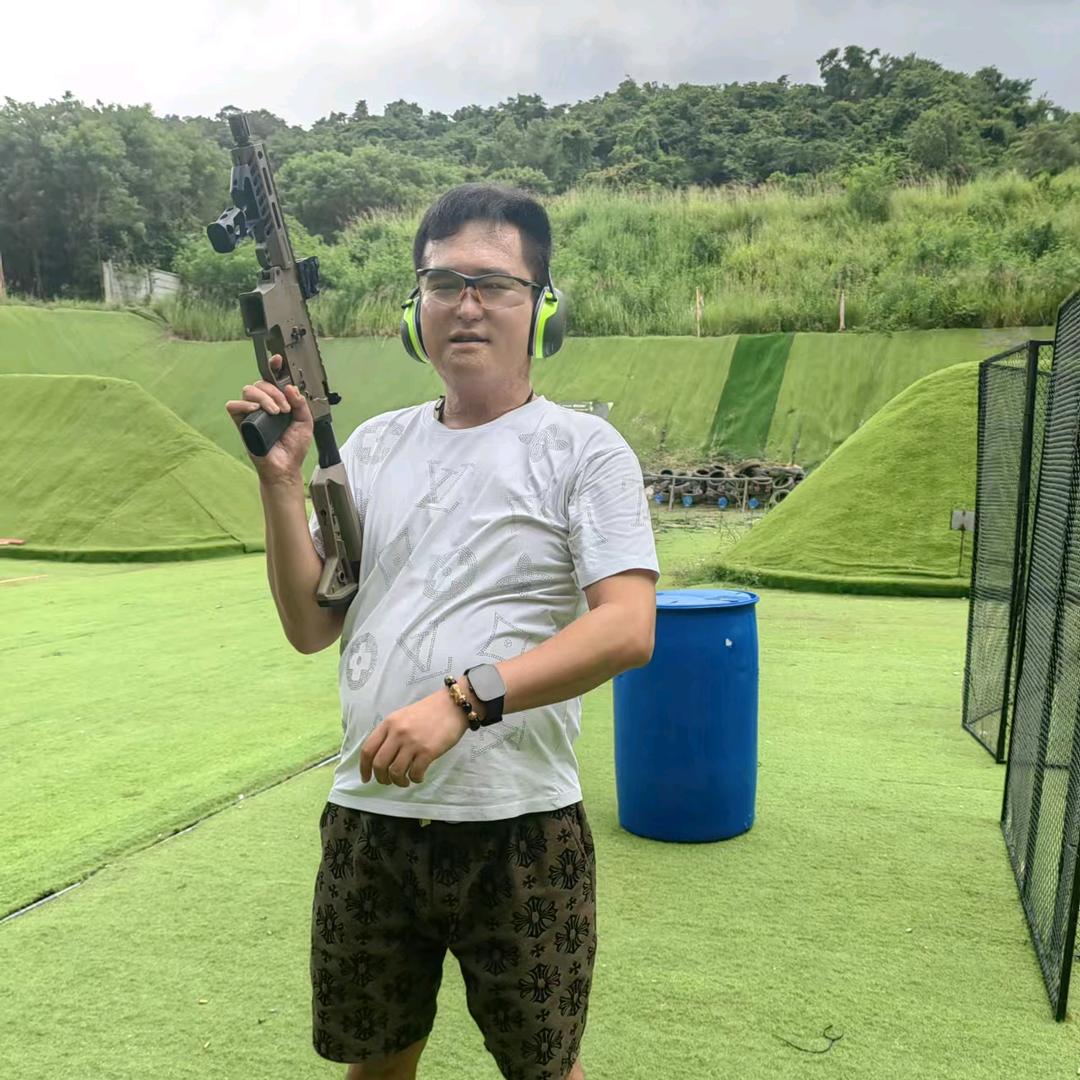 磊爷威武霸气