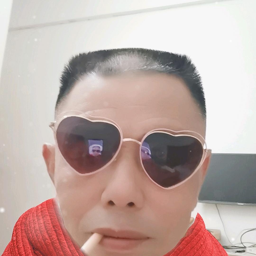 回头一笑