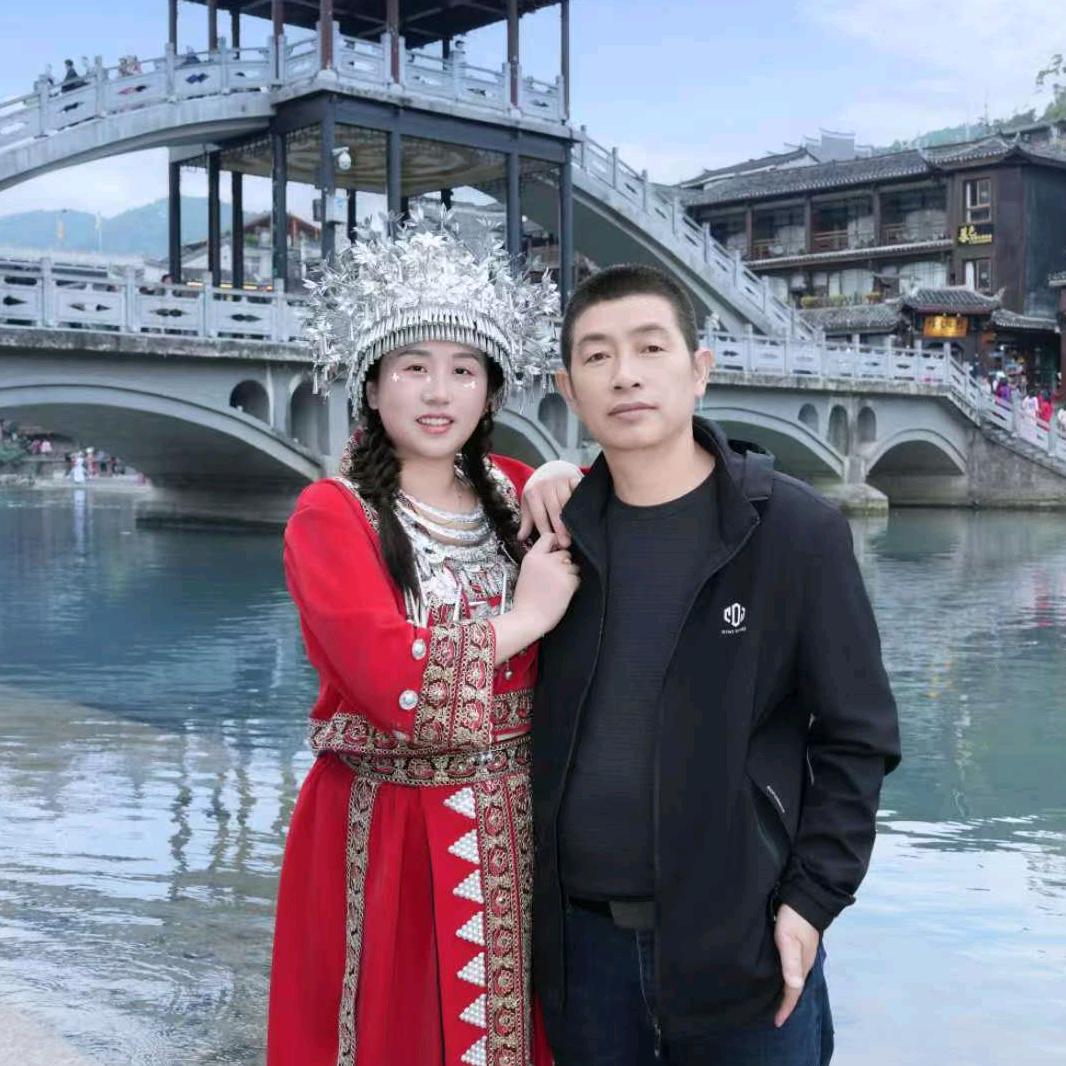 贤明凤