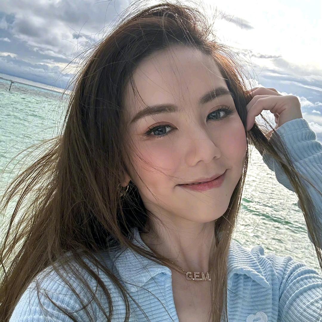 多次拒绝邓紫棋、