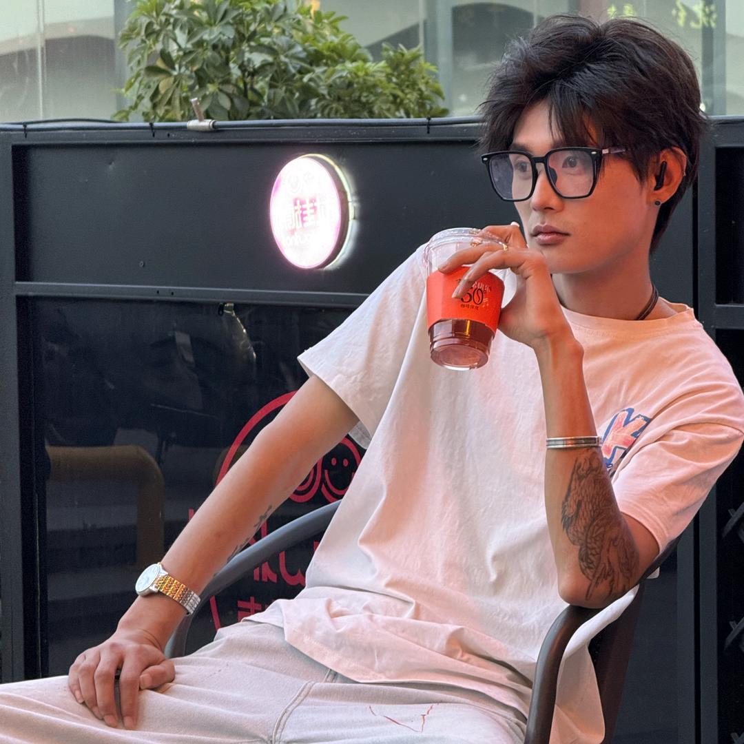 摄影师📸孑 (西安)