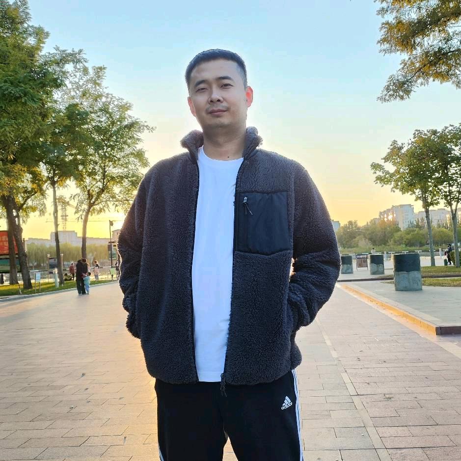 我二哥脑袋不歪