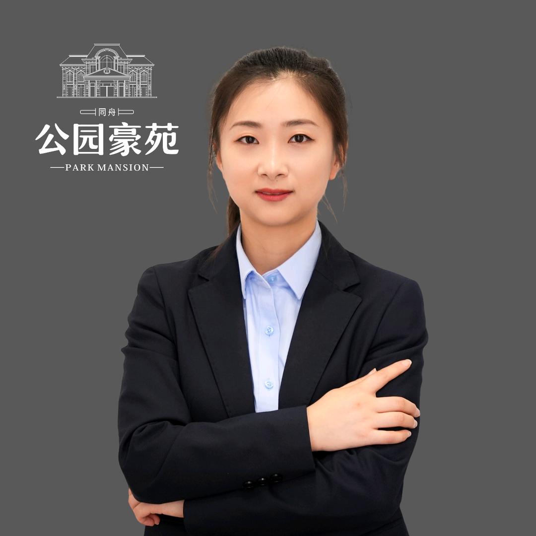 公园豪苑 李静