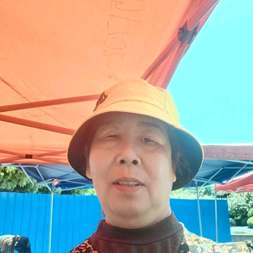 合面中学运动场舒三姐－