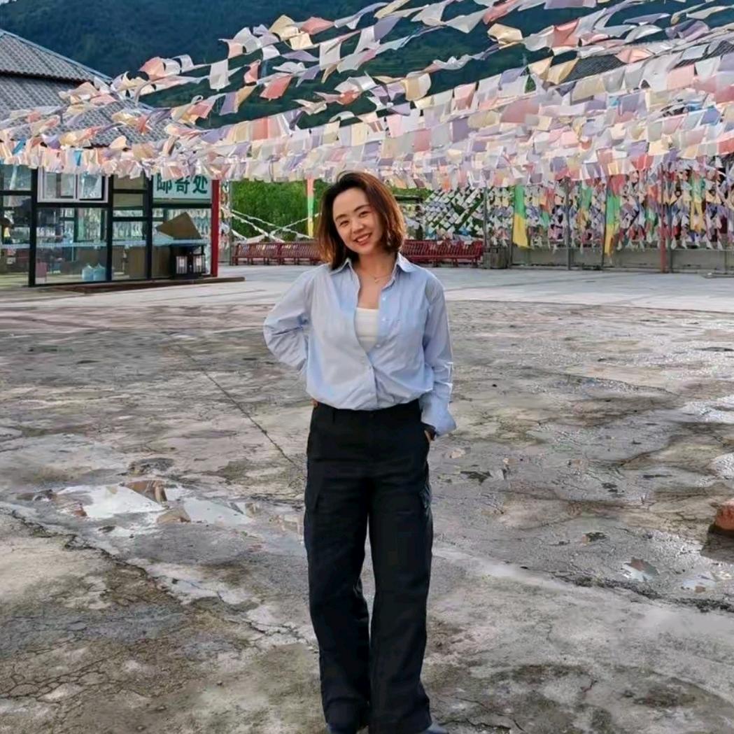 美西山野间