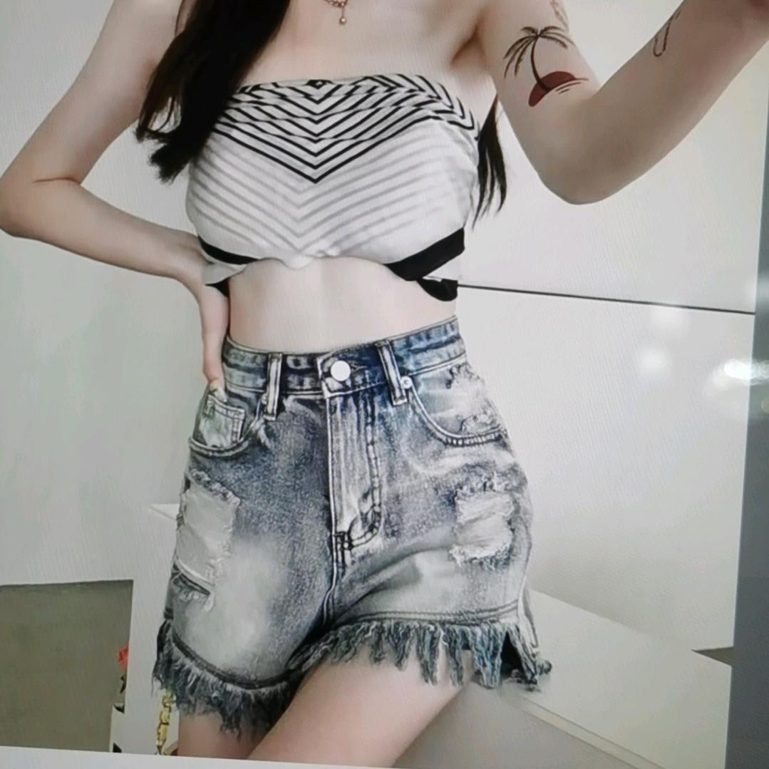 美人美奂服装小店