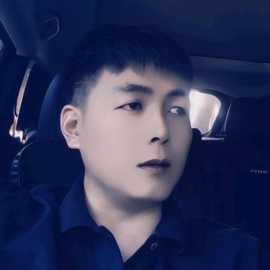 多啦a梦小刘总