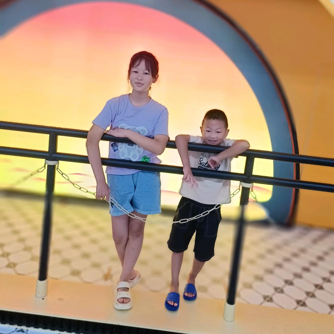 半夏ゝ微微凉°