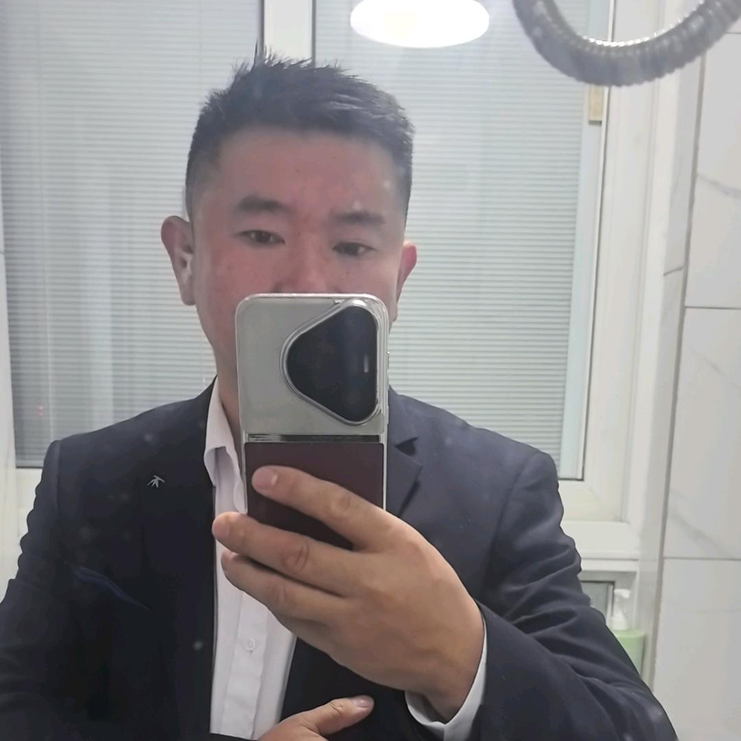大锤哥会来事