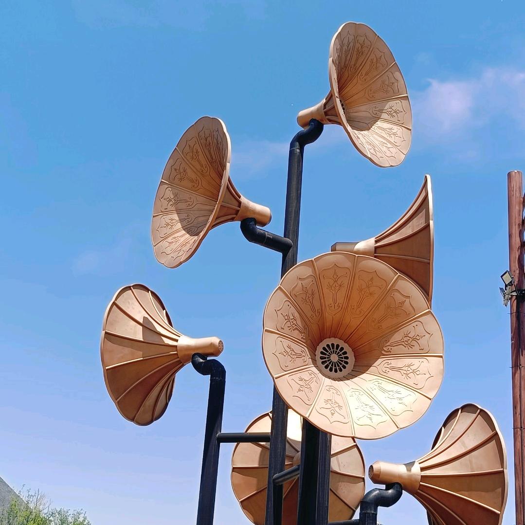 ༺雾里听风ꦿ໊ོ༻