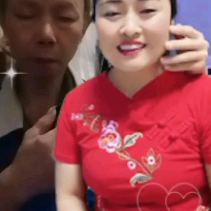 〈蒋哥〉单身每晚8.30分开播，欢迎新老