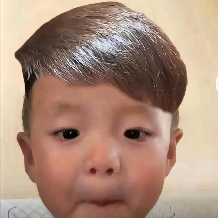 ￥